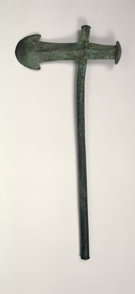 新石器時代の斧、紀元前2000-1800年（銅）